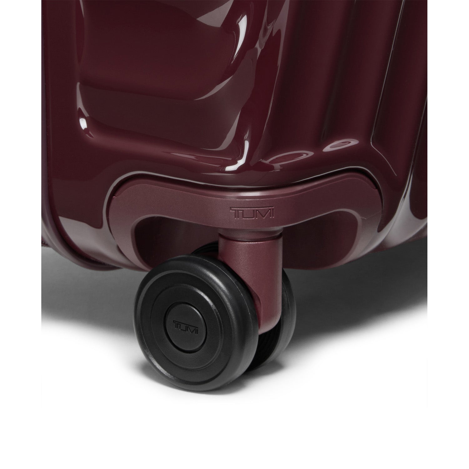 19 Degree Extended Trip Expandable 4 Wheel P/C