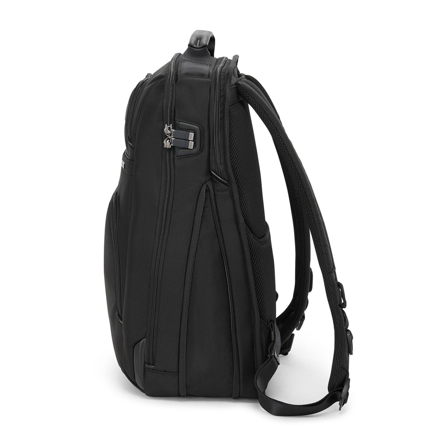 large tumi backpack Alpha Bravo Esports Pro and thoughtful organizational featuresmake it a versatile companion whether youre commuting to work TUMI Tumi Alpha Large 17"