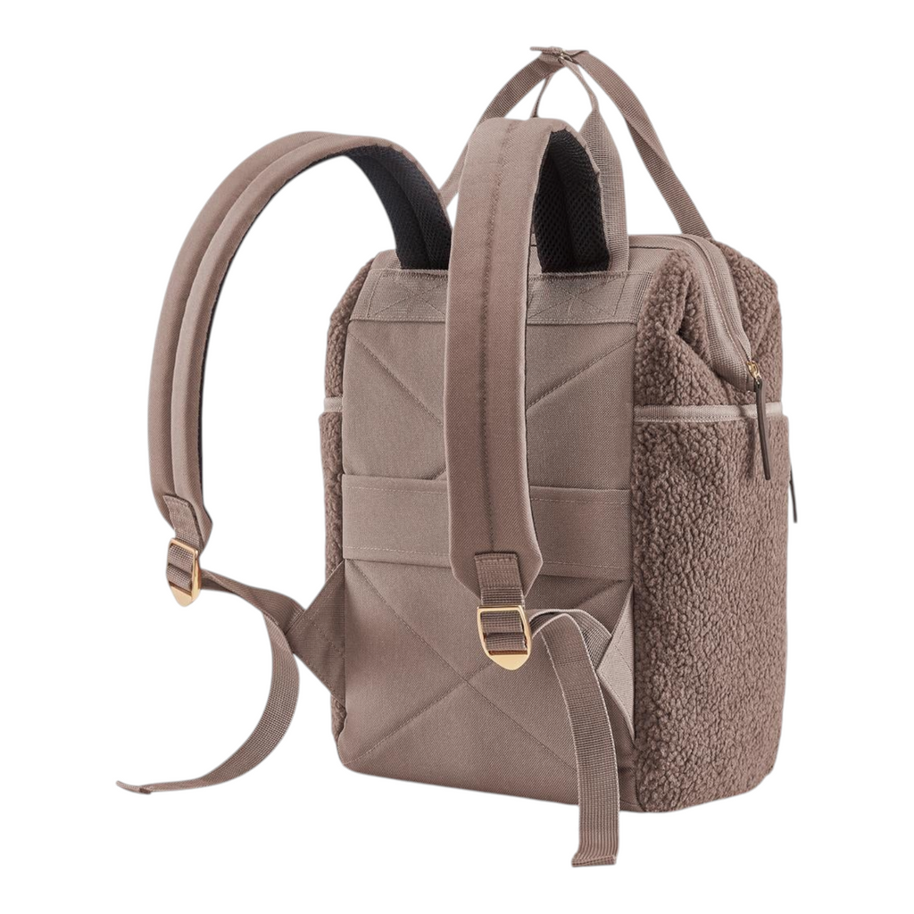 Lieblingstasche Allrounder R backpack in taupe featuring a textured teddy fleece finish and padded shoulder straps.