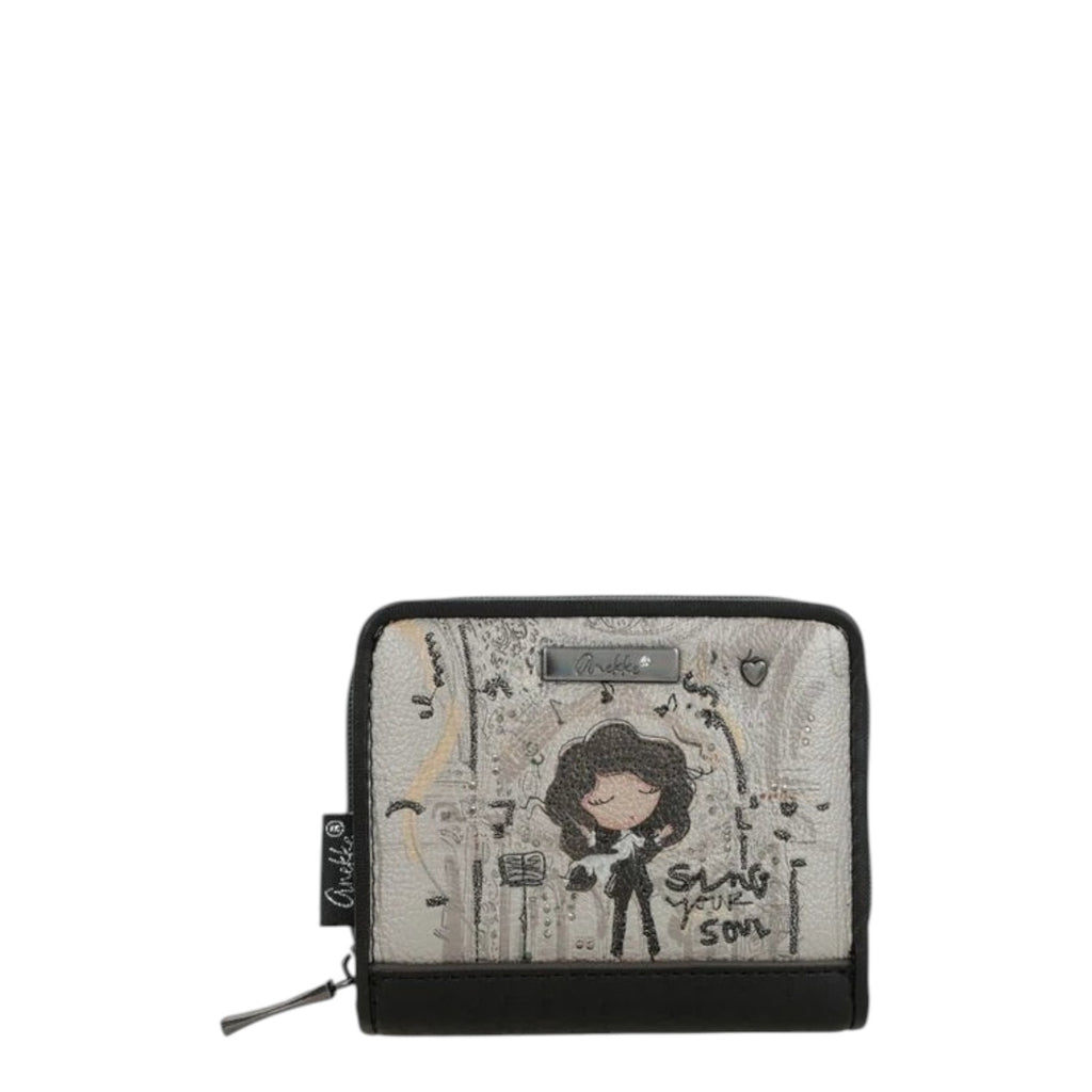Lieblingstasche Anekke wallet featuring a whimsical illustration of a girl singing with musical notes and text detail