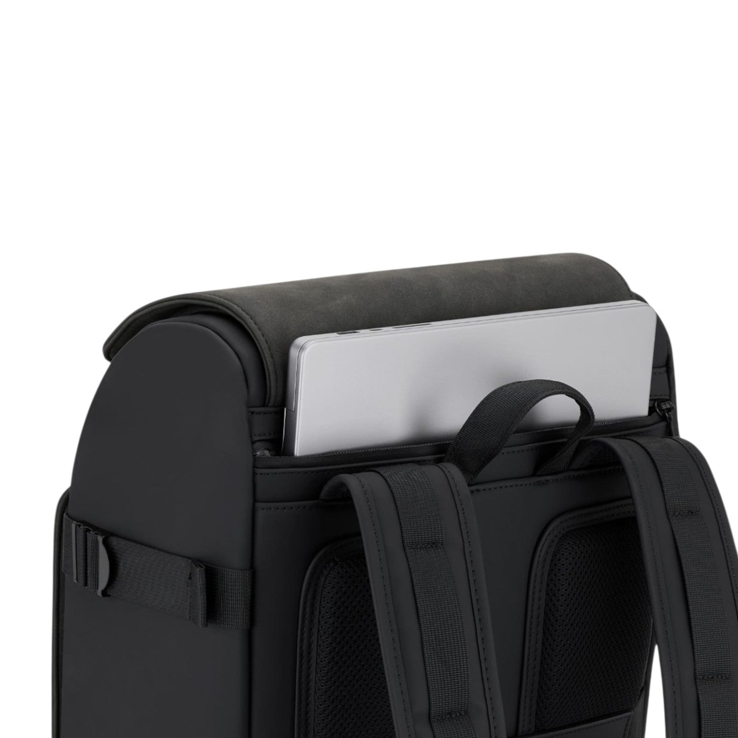 Lieblingstasche Bali Pro black backpack with padded laptop sleeve and adjustable straps.
