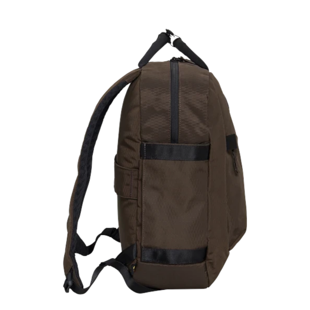 Lieblingstasche eoto Small16 compact brown daypack with side view, featuring water-resistant recycled fabric.