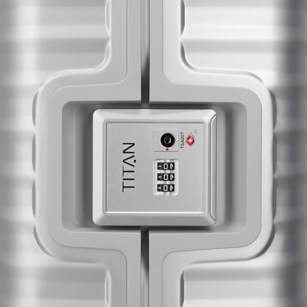 Lieblingstasche Eternity 4W Trolley S23 silver aluminium suitcase with TSA lock and ribbed texture.