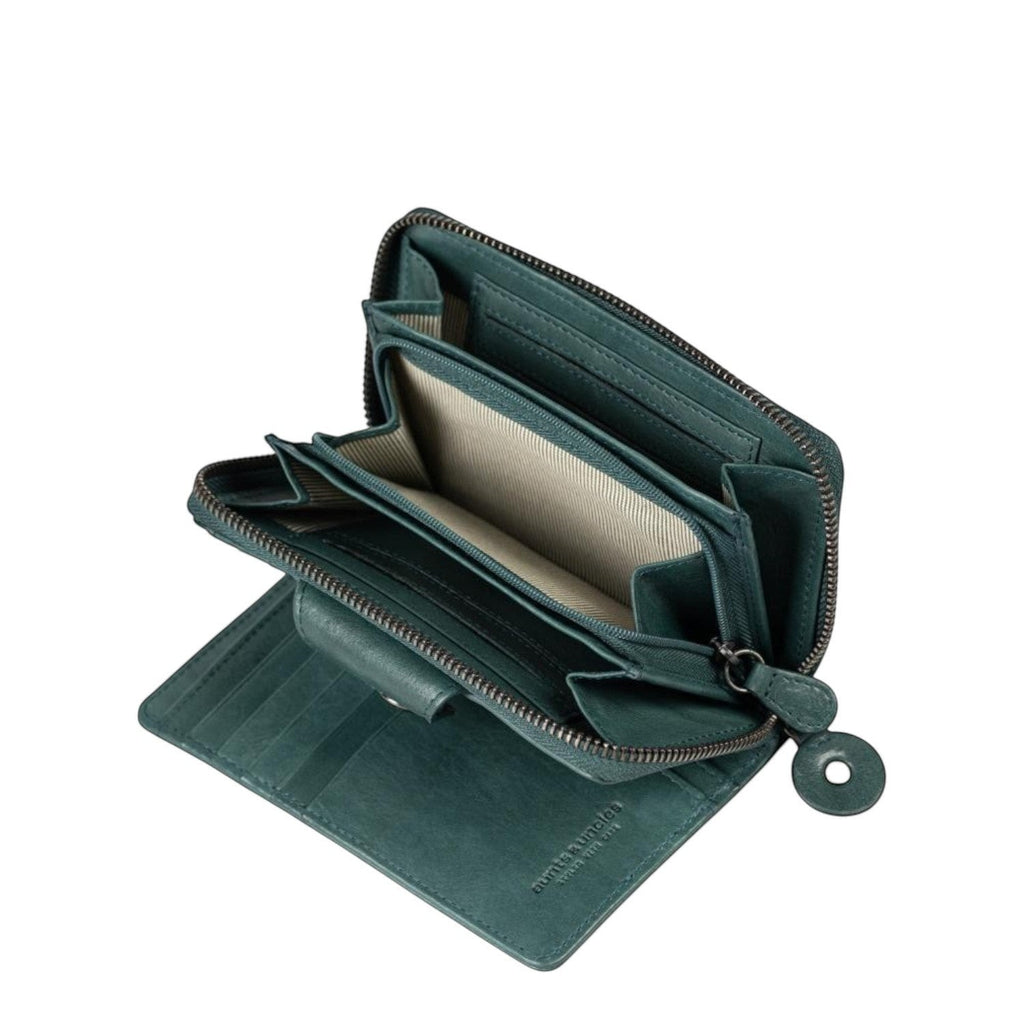 Lieblingstasche Francis dark green leather wallet with zip-around compartment and interior card slots
