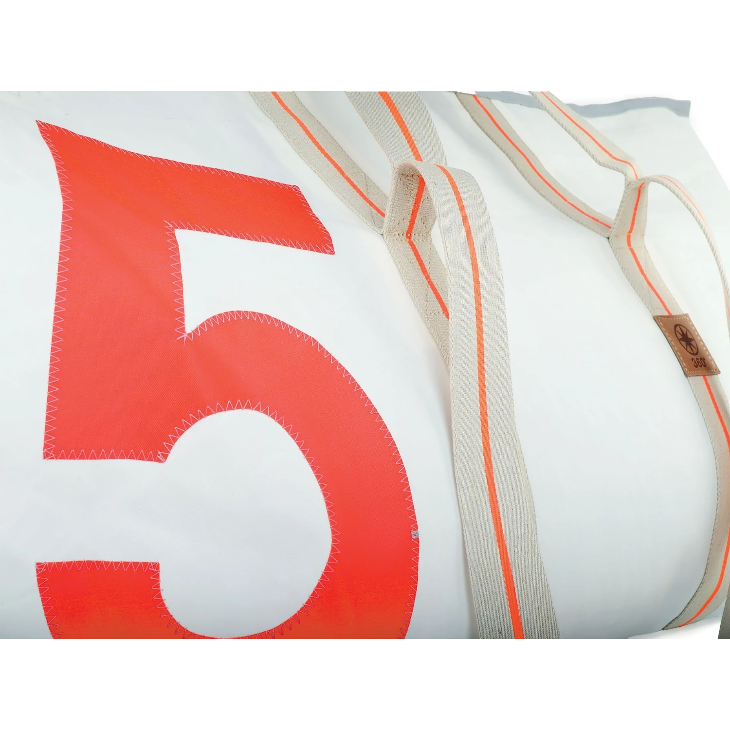 Lieblingstasche Kutter XL white sailcloth bag with a large red number 5 and beige canvas straps