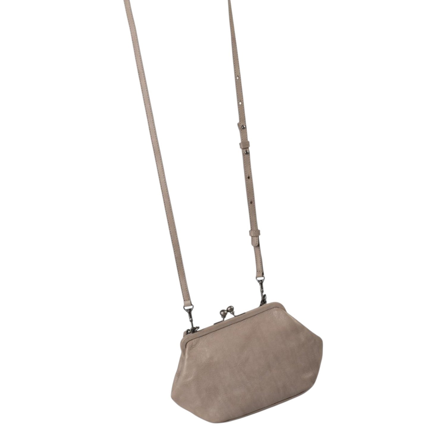 Lieblingstasche Mrs. Pizzelle taupe leather crossbody bag with a vintage-style kiss-lock clasp and adjustable strap.