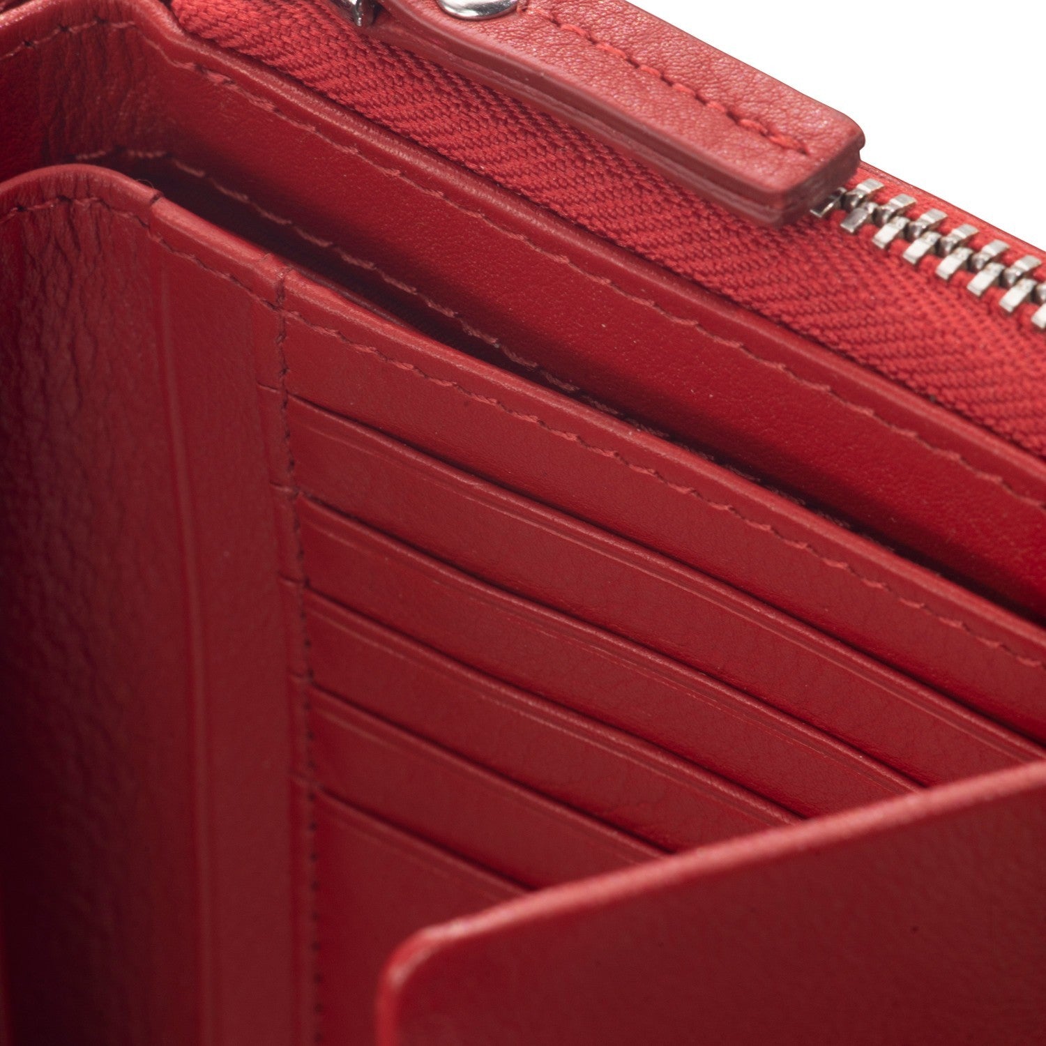 Lieblingstasche red leather wallet with multiple card slots and zipper closure