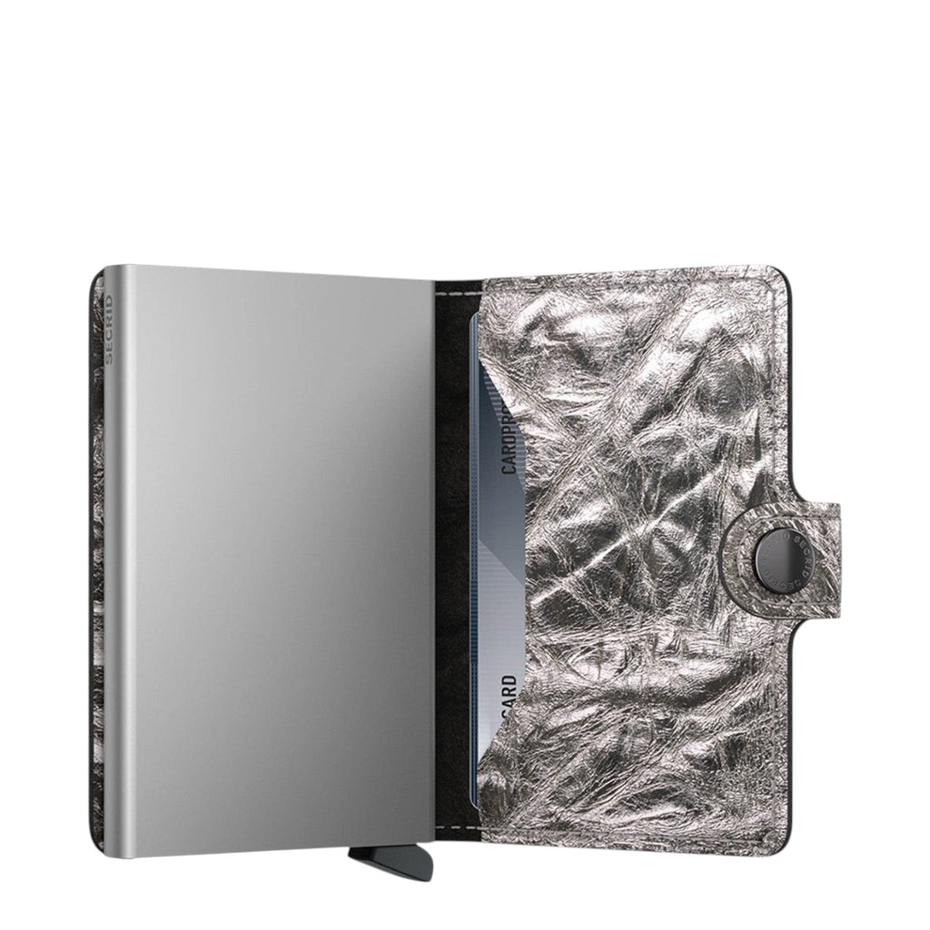 Lieblingstasche Secrid Miniwallet Crunch in metallic silver leather with integrated RFID-blocking card protector