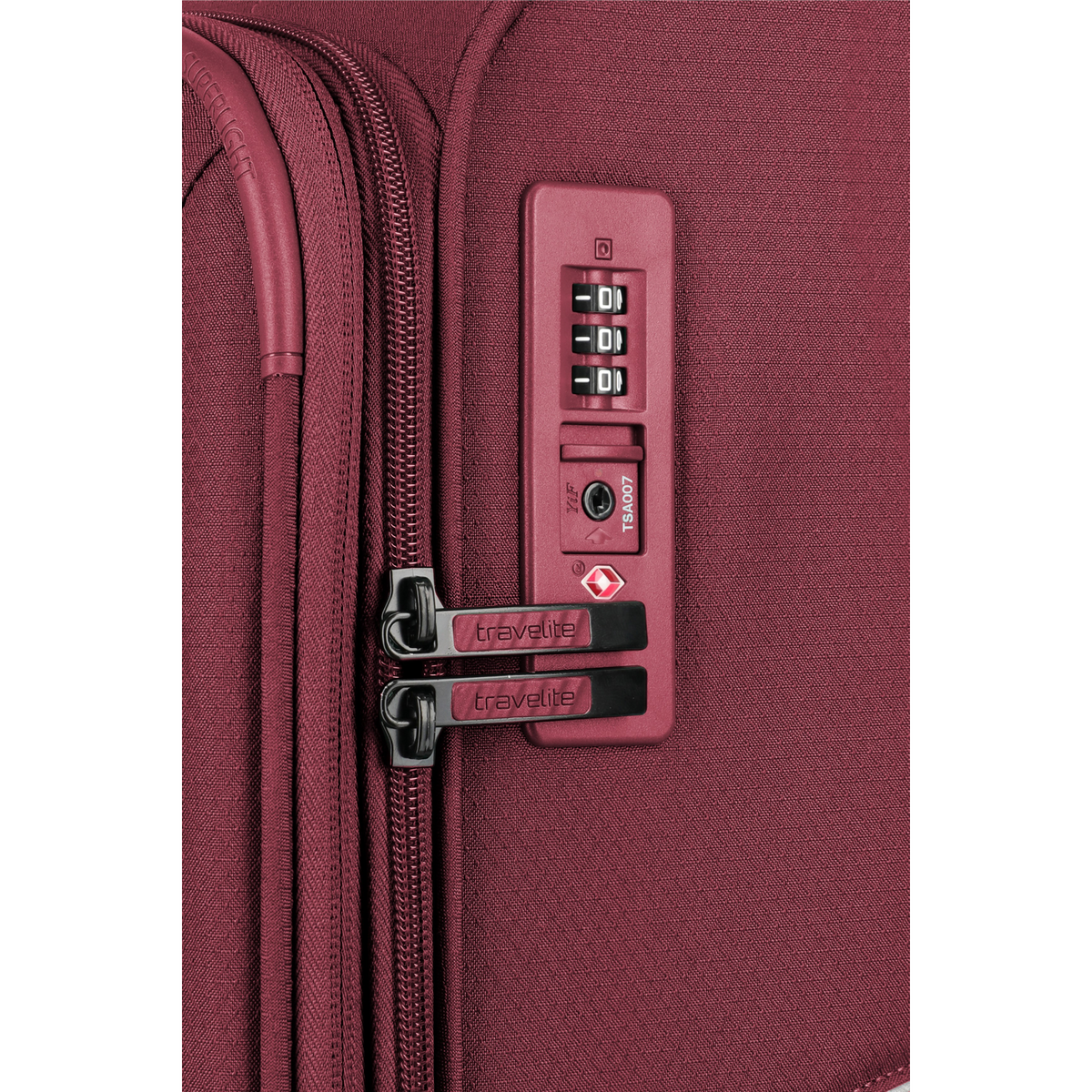 Lieblingstasche Skaii Trolley 4W L exp in burgundy with integrated TSA combination lock and durable zipper pulls