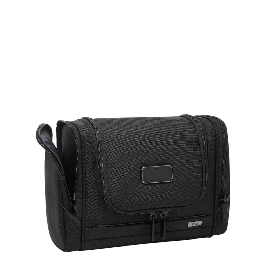 Lieblingstasche Tumi Alpha hanging travel kit in black ballistic nylon with zippered compartments and metal logo
