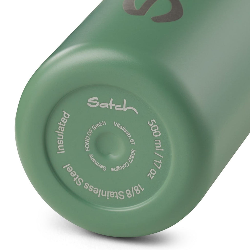 Stainless steel water bottle