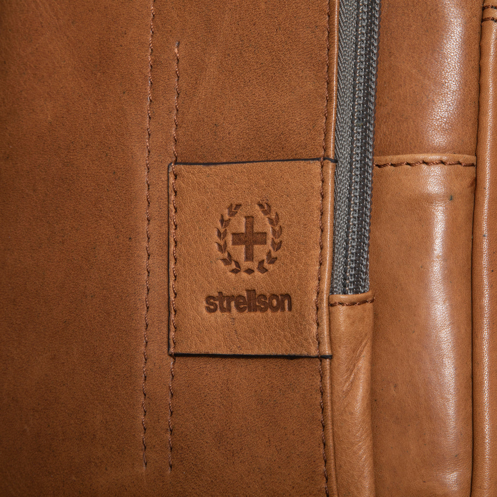 Hyde Park Brian Shoulder Bag XSVZ