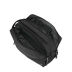 Kick Off toiletry bag