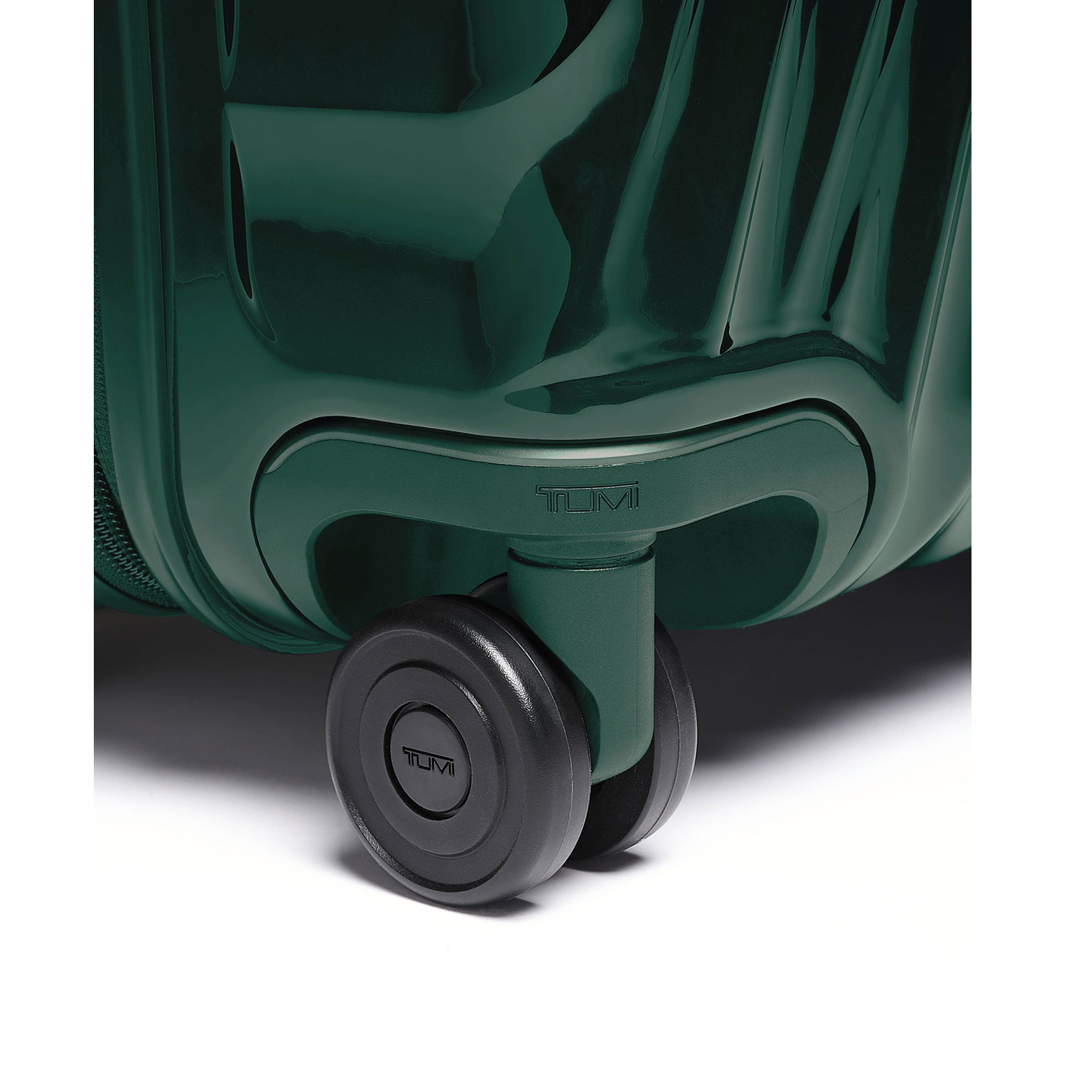 TUMI_19-DEGREE-Short-Trip-Expandable-4-Wheel-P-C-139685-1428_hunter-green-7