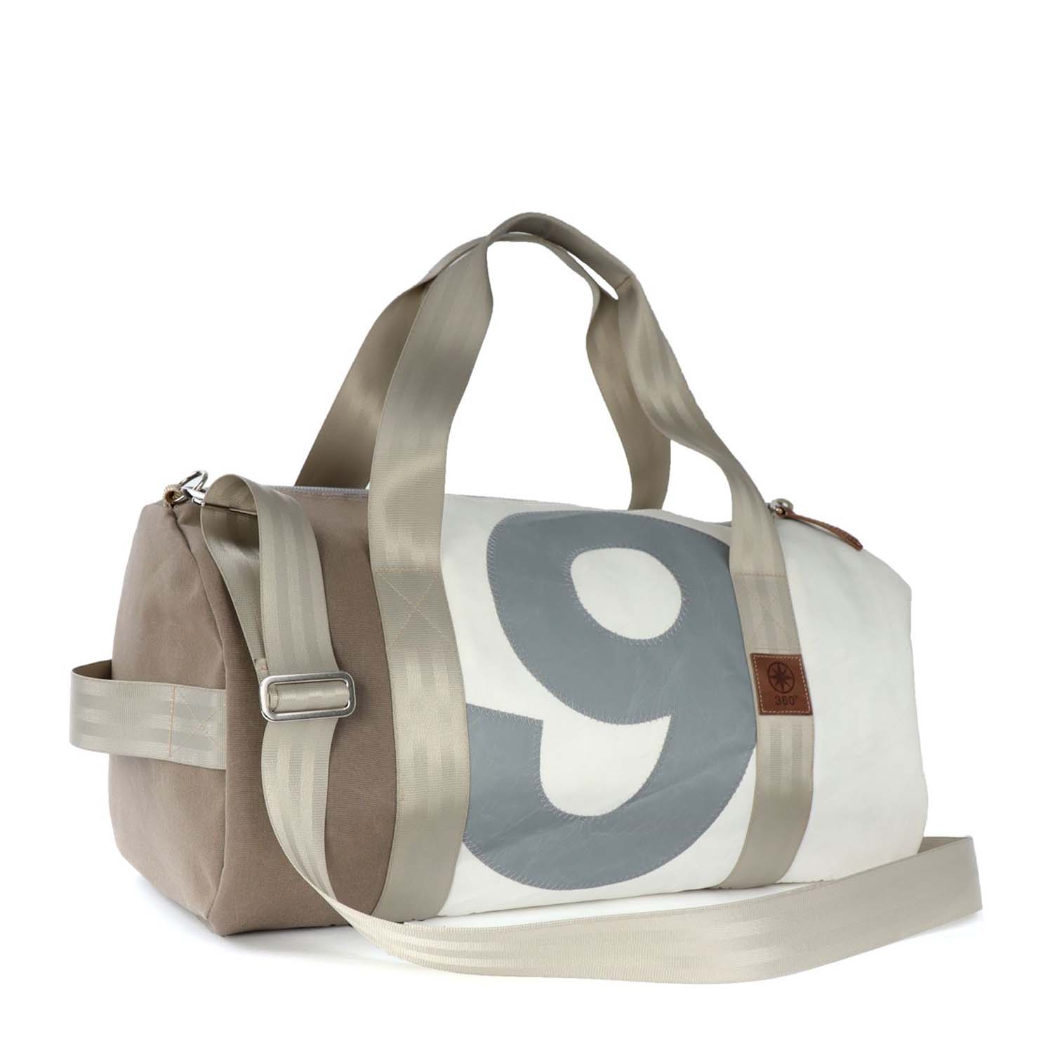 360_Pirat_2410_weiss-persenning-Zahl-grau 360° Pirat