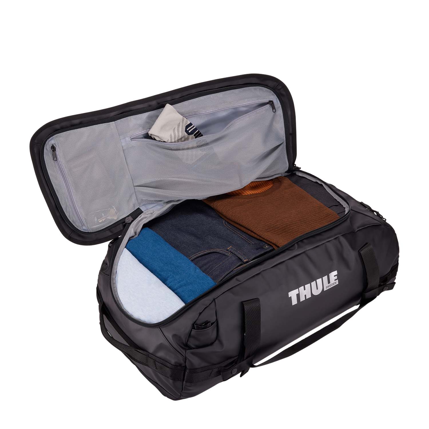 THULE_CHASM-70L-Duffle_3204993_black_03